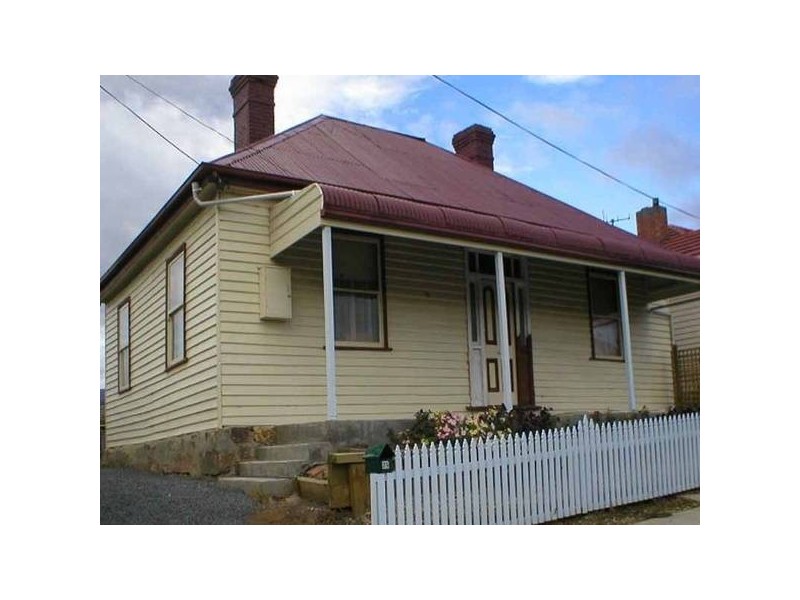 25 Pioneer Avenue, New Norfolk TAS 7140