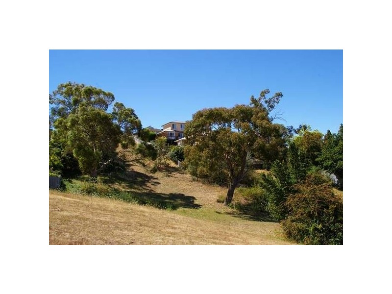 21 Wakehurst Road, Austins Ferry TAS 7011
