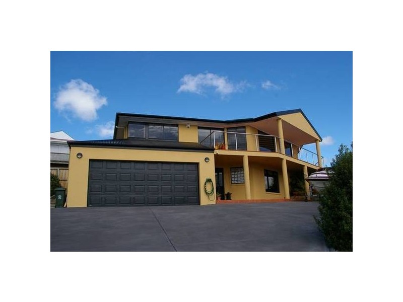 34 Suncoast Drive, Blackmans Bay TAS 7052