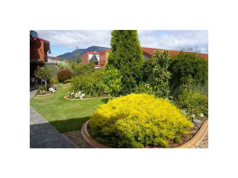 4/27 Cross Street, New Town TAS 7008