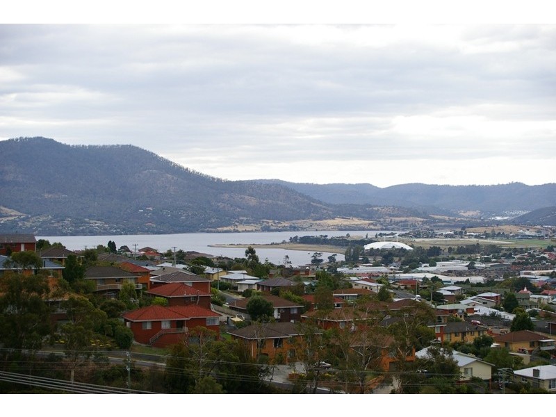 11 Jameson Street, Glenorchy TAS 7010