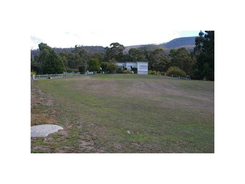 1 & 2 Russell Road, Claremont TAS 7011