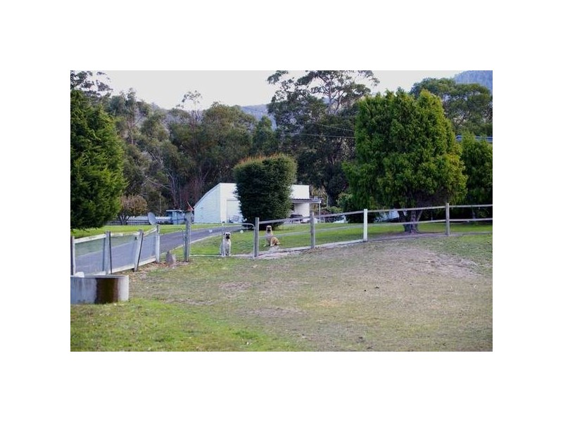 1 & 2 Russell Road, Claremont TAS 7011