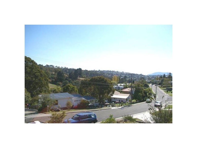 54 Brushy Creek Road, Lenah Valley TAS 7008