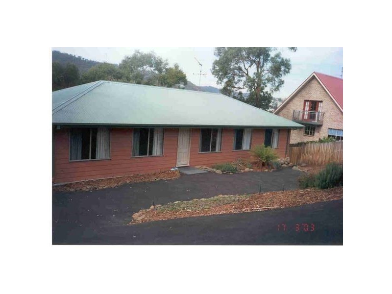 9 Wassell Place, Lindisfarne TAS 7015