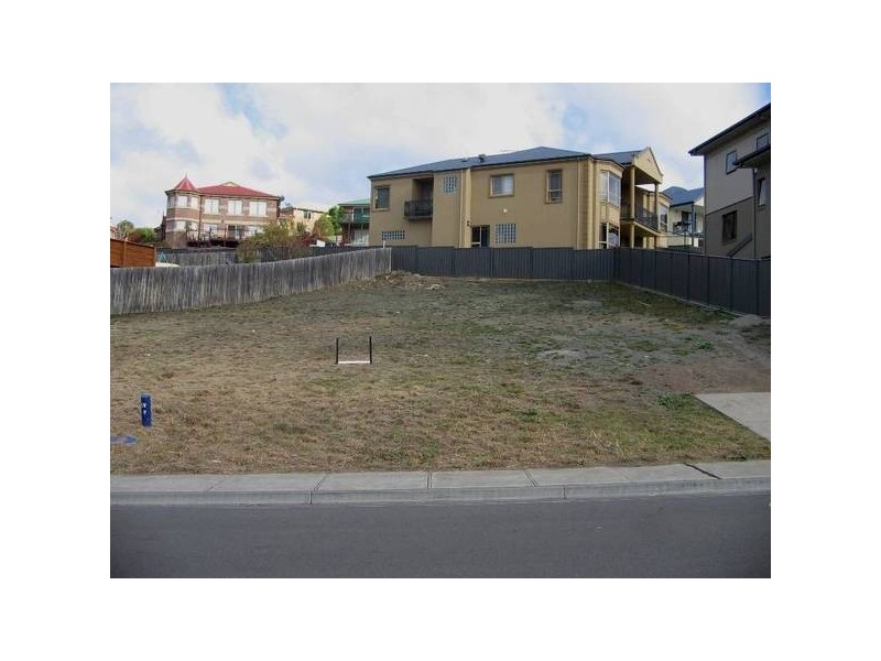 42 Suncoast Drive, Blackmans Bay TAS 7052