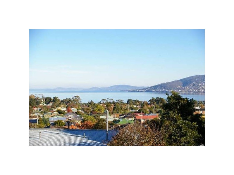 69 Waverley Street, Bellerive TAS 7018