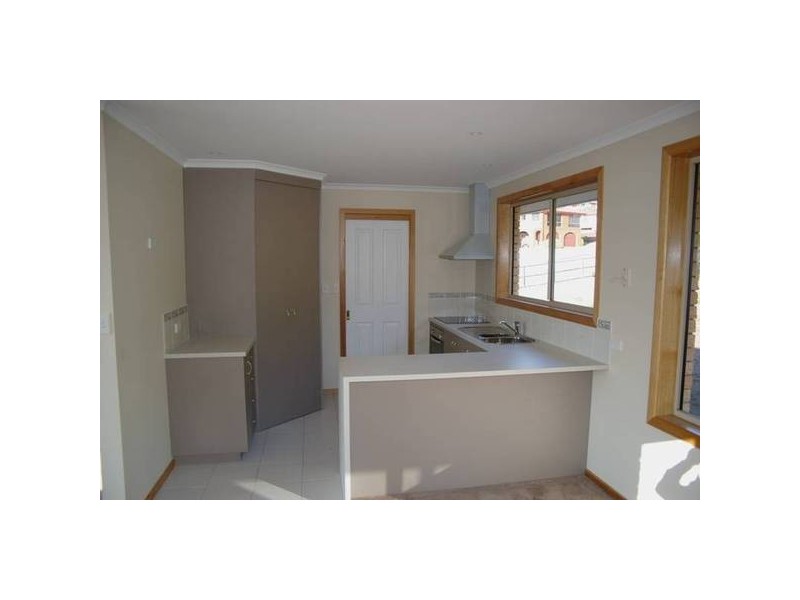 37 Radcliffe Crescent, Rosetta TAS 7010