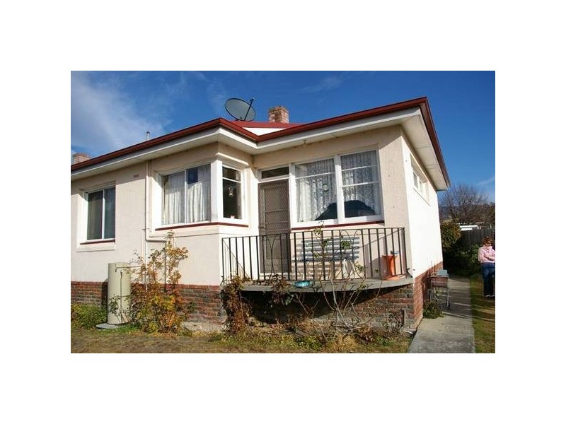 3/6 Lissadell Court, New Town TAS 7008