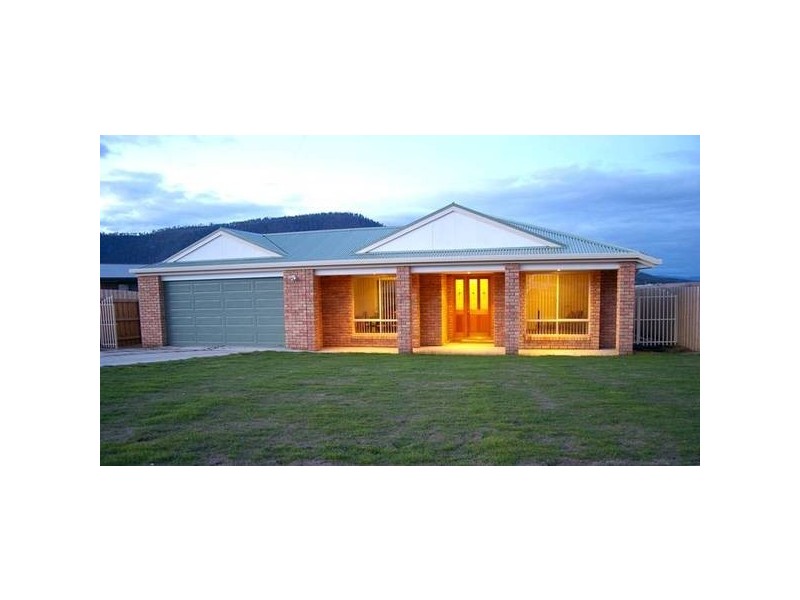 2 Fowler Court, New Norfolk TAS 7140