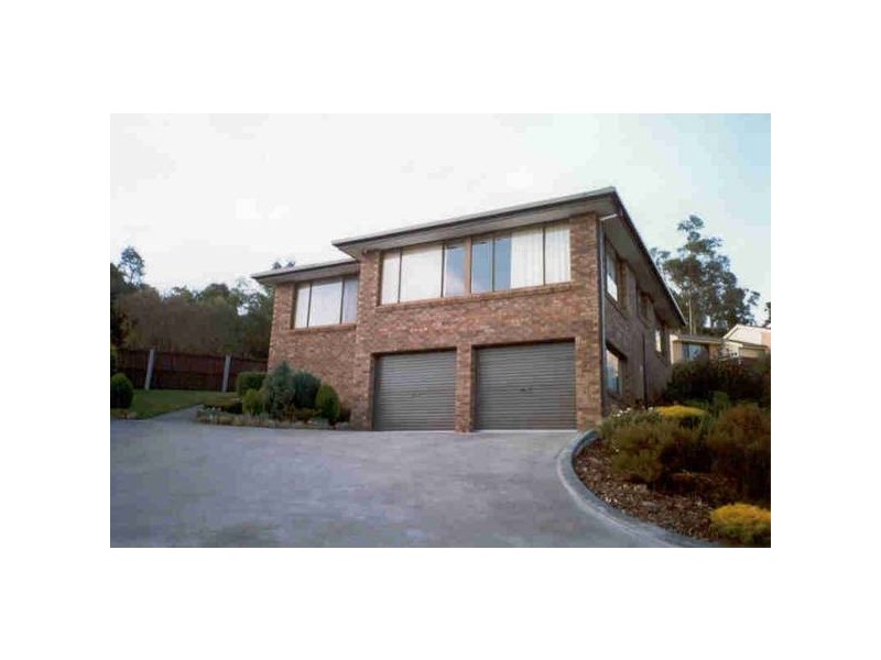 2/1 Zenith Court, Howrah TAS 7018