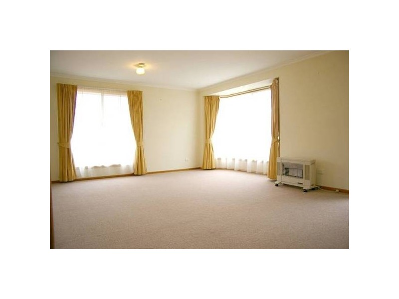 6/ 2-4 Broadby Drive, Lenah Valley TAS 7008