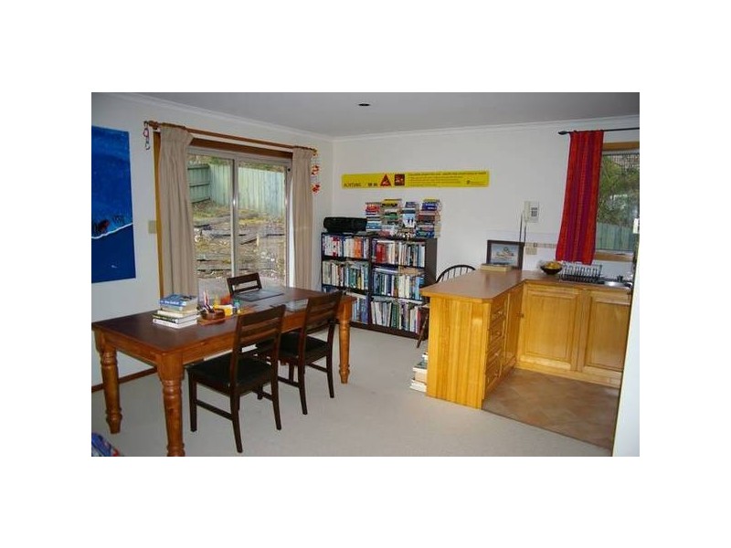 2/7 Summer Court, Mount Nelson TAS 7007