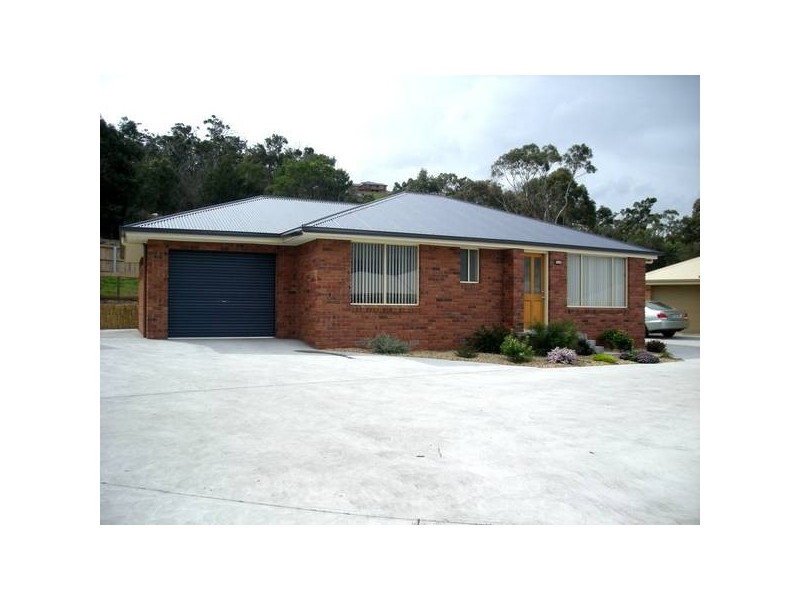 4/34 Henty Close, Old Beach TAS 7017
