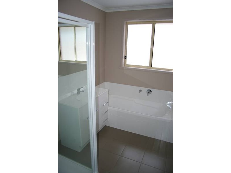 10/111 Burtonia Street, Rokeby TAS 7019