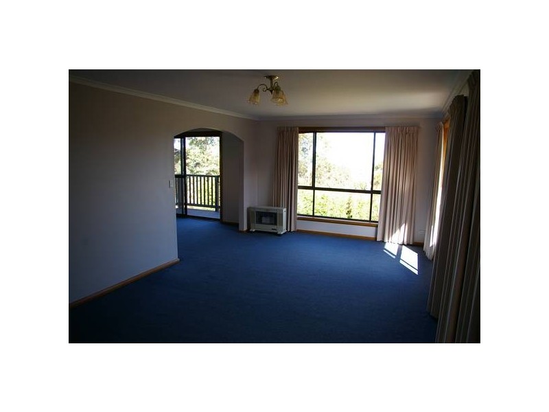 2/7 Mowbray Court, Lenah Valley TAS 7008