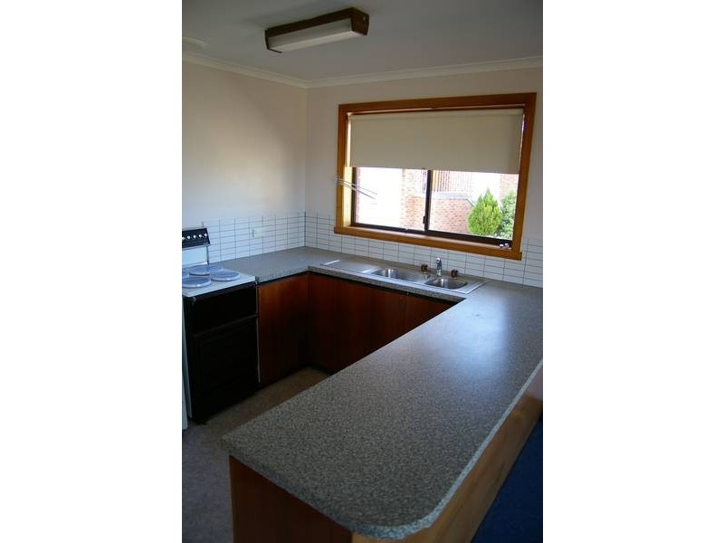 2/7 Mowbray Court, Lenah Valley TAS 7008