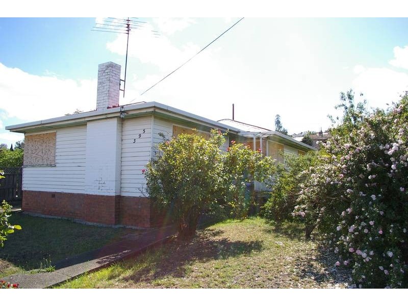 395 Brooker Highway, Lutana TAS 7009