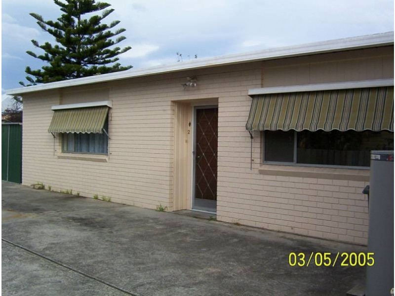 2/11 Johnston Street, Derwent Park TAS 7009