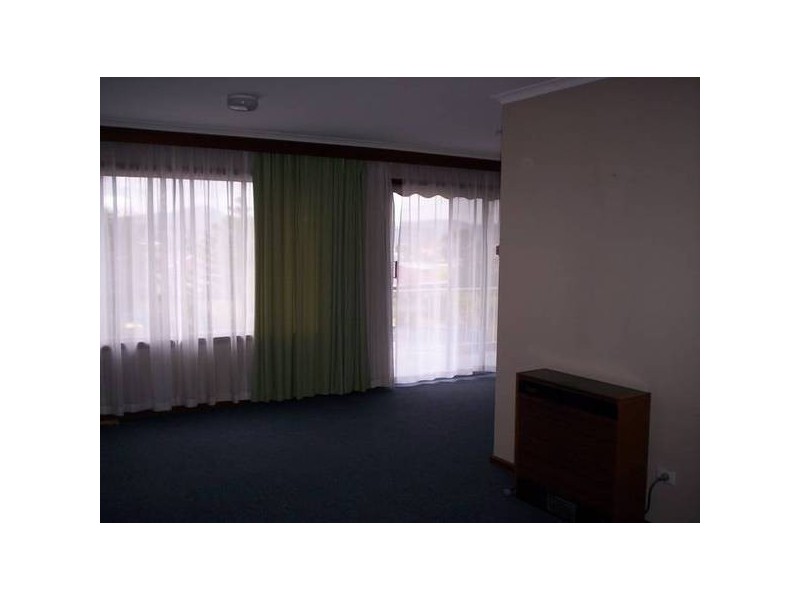 2/3 Lissadell Court, New Town TAS 7008