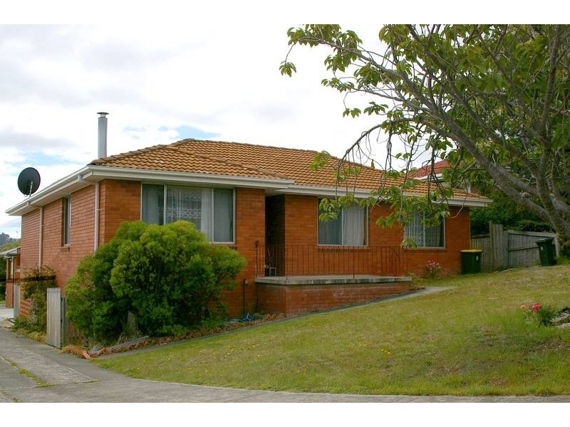 37 Dollery Drive, Kingston TAS 7050