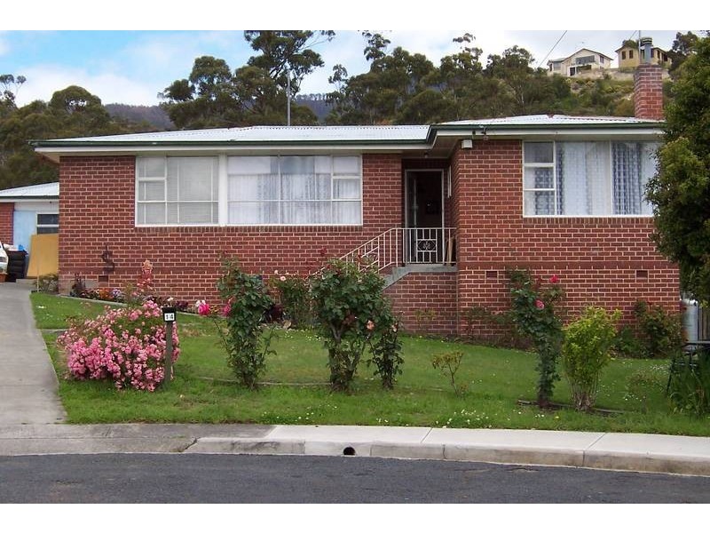 14 Carnegie Street, Claremont TAS 7011