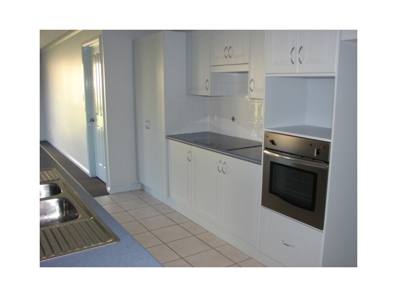 20 Bowman Street, Muswellbrook NSW 2333