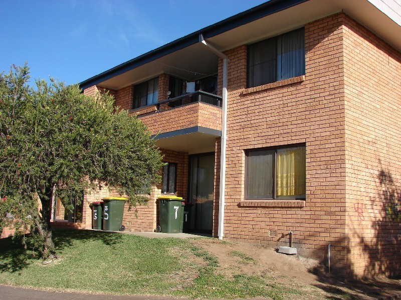 1/24 Skellatar Street, Muswellbrook NSW 2333