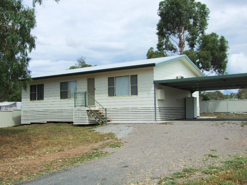 2 Paxton Street, Denman NSW 2328