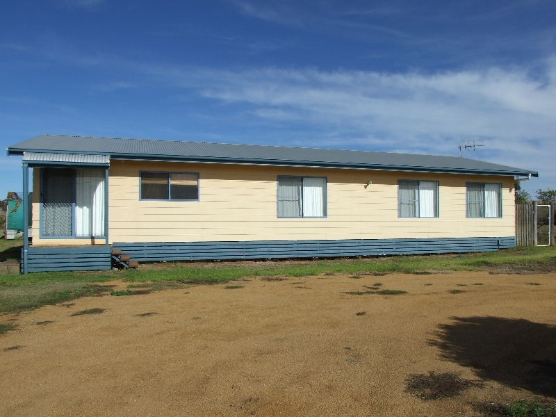 11 Hall Road, Merriwa NSW 2329