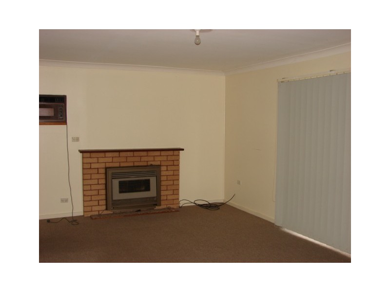 16 Humphries Street, Muswellbrook NSW 2333