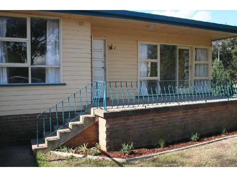 1 Shaw Cres, Muswellbrook NSW 2333