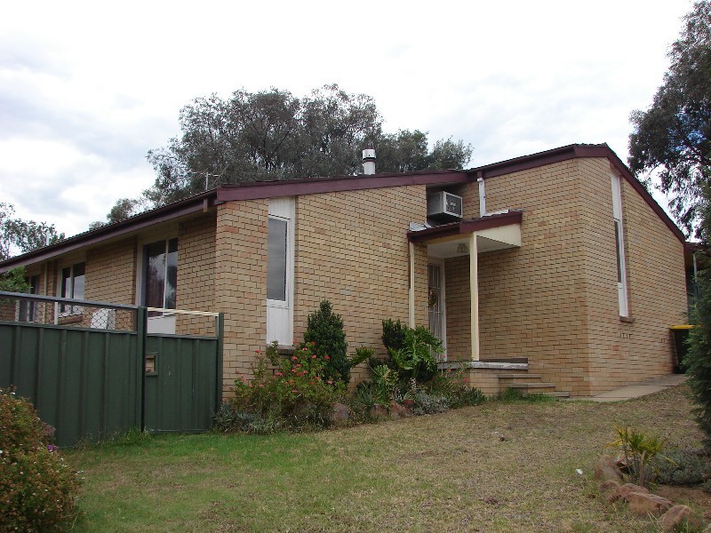 12 Wollombi Road, Muswellbrook NSW 2333