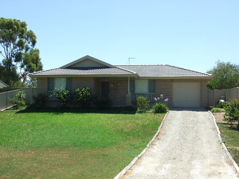 4 Paxton Street, Denman NSW 2328