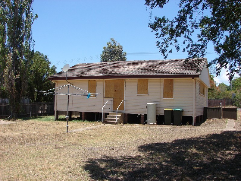 34 Dumaresq Street, Muswellbrook NSW 2333