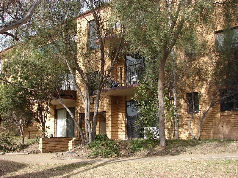 18/2/27 Skellatar Street, Muswellbrook NSW 2333