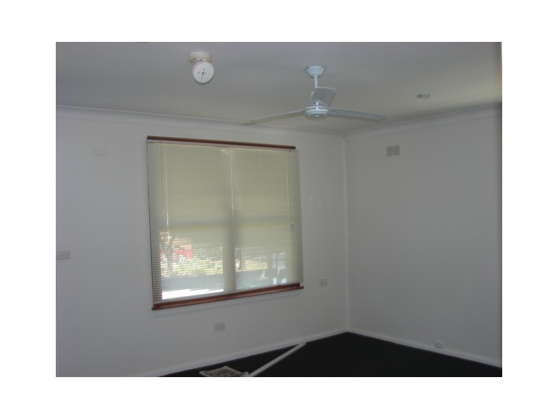 38 Anzac Parade, Muswellbrook NSW 2333