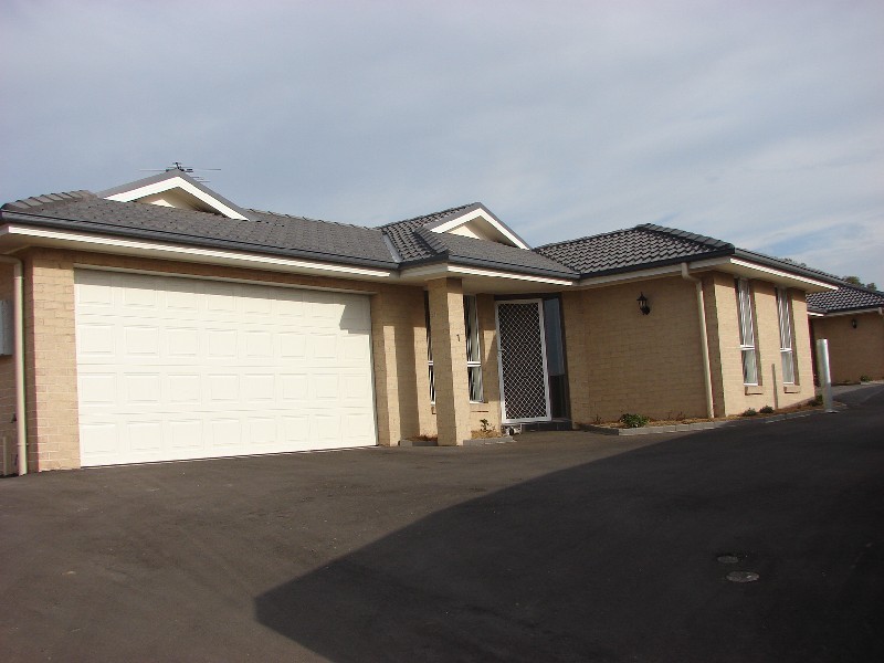 2/14 Kennedy Place, Muswellbrook NSW 2333