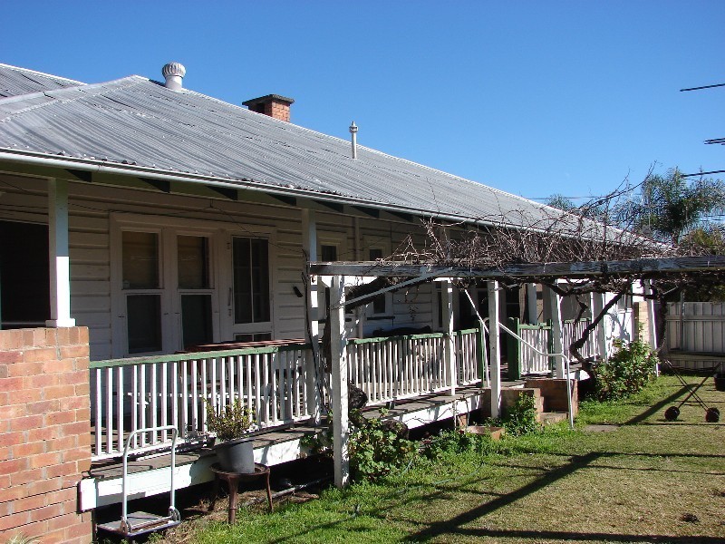 22 Mitchell Street, Muswellbrook NSW 2333