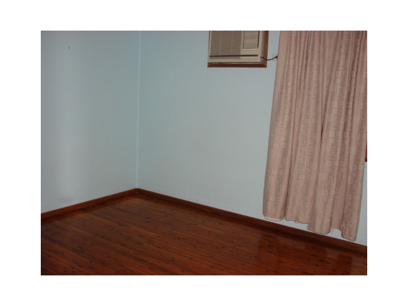 16 Anzac Parade, Muswellbrook NSW 2333