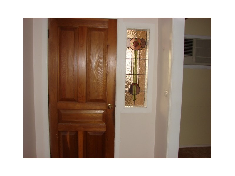 16 Anzac Parade, Muswellbrook NSW 2333