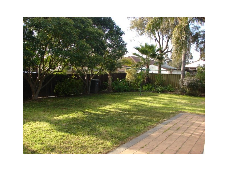 16 Anzac Parade, Muswellbrook NSW 2333