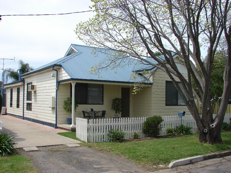 12 Barrett Street, Muswellbrook NSW 2333