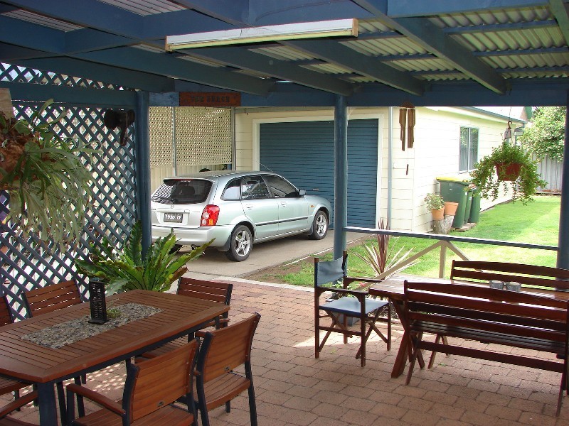 12 Barrett Street, Muswellbrook NSW 2333