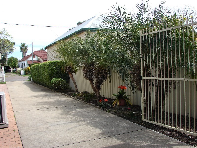 12 Barrett Street, Muswellbrook NSW 2333