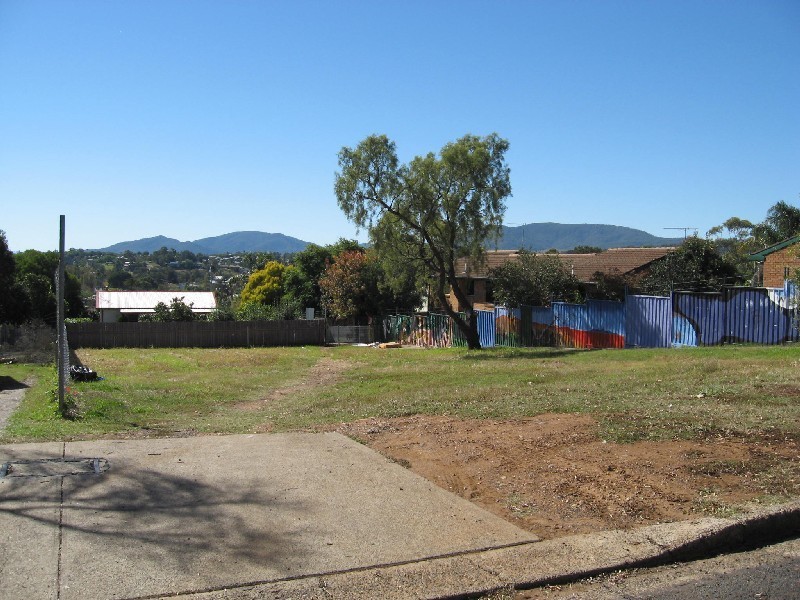 58 Anzac Parade, Muswellbrook NSW 2333