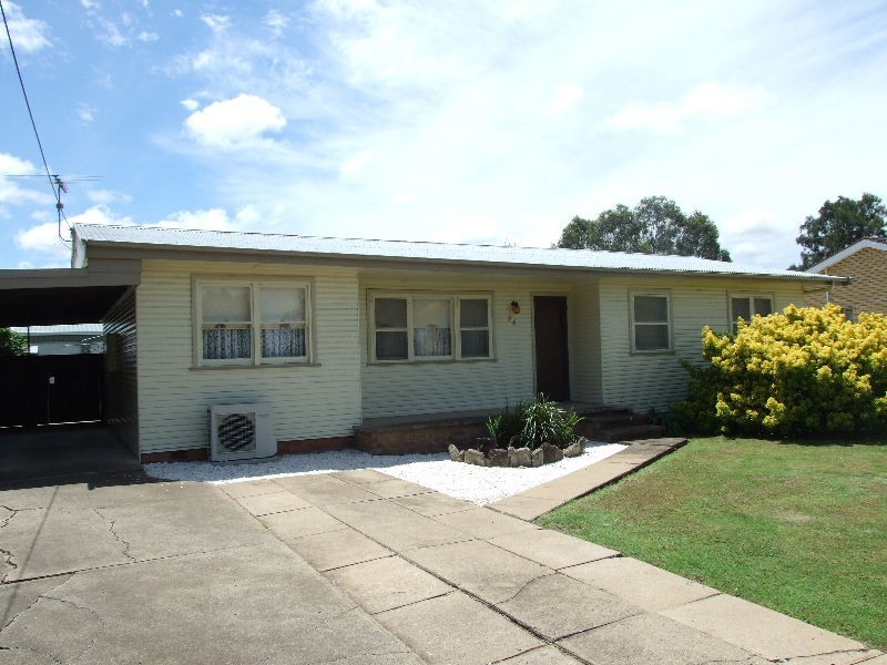 24 Turtle Street, Denman NSW 2328
