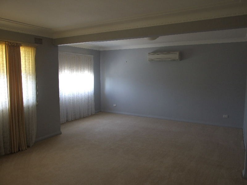 24 Turtle Street, Denman NSW 2328