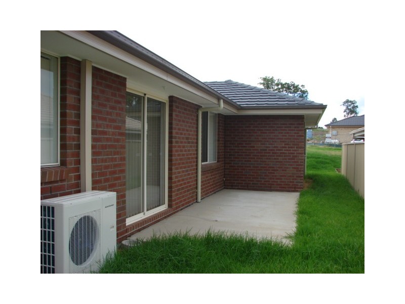 80 Osborn Ave, Muswellbrook NSW 2333