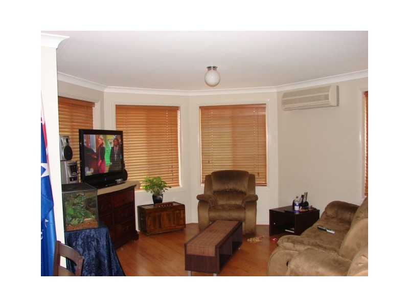 2/10 Plashett Ave, Muswellbrook NSW 2333